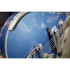Gretsch Custom Shop Masterbuilt G6134CS-59 Penguin In Lake Placid Blue Closet Classic Relic 23 Gretsch Custom Shop Masterbuilt G6134CS-59 Penguin In Lake Placid Blue Closet Classic Relic -musical instrument mg 5272