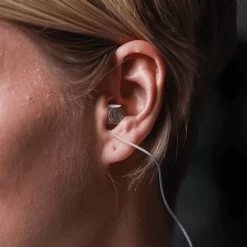 Zildjian Standard Fit Hi Fi Earplugs -musical instrument zxep0012 lifestyle 01